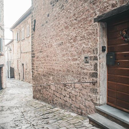 Dimora Giada & Gloria Apartman Gubbio Kültér fotó